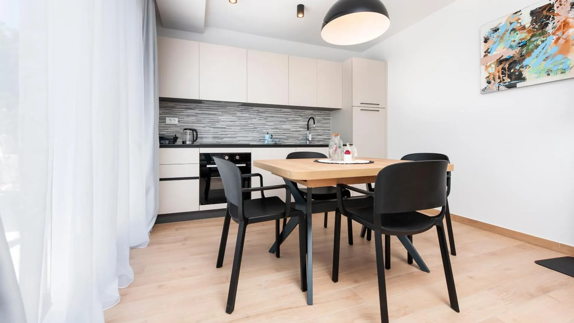 Apartments With Private Jacuzzi Garbin 1 And Garbin 2 로비니 0*,